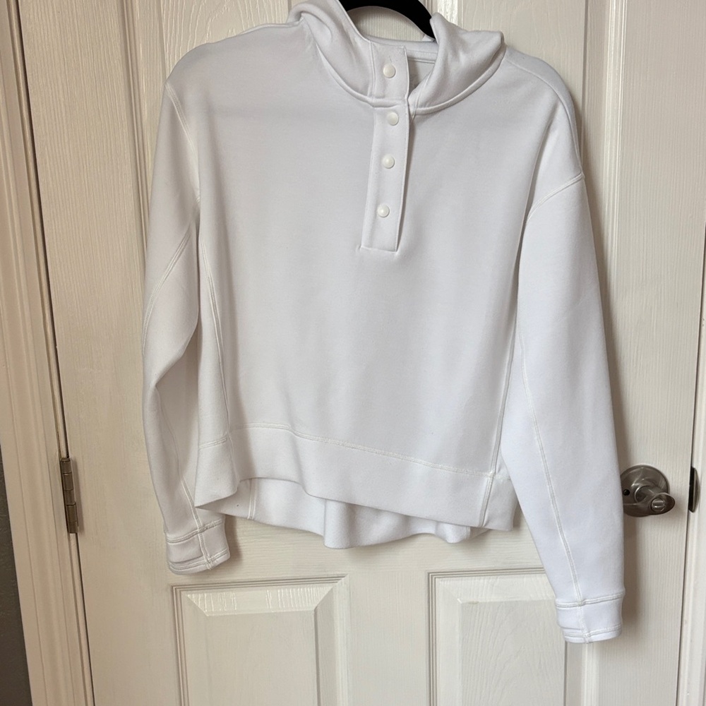 Vineyard Vines Women's White Snap-Front Pullover Hoodie